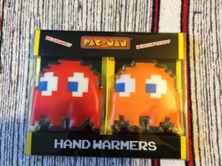 Kewel Boxes December 2015 Pac Man Hand Warmers